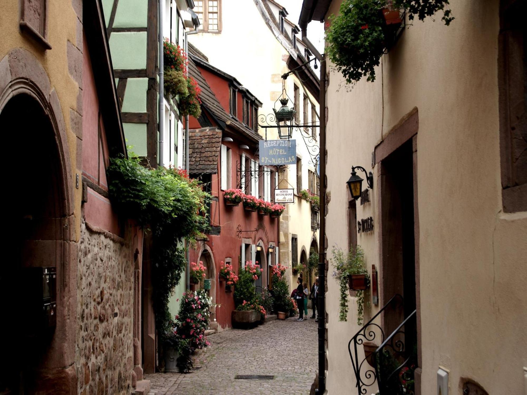 An Apartment In A 17Th Century Wine Grower S House Riquewihr Exterior foto